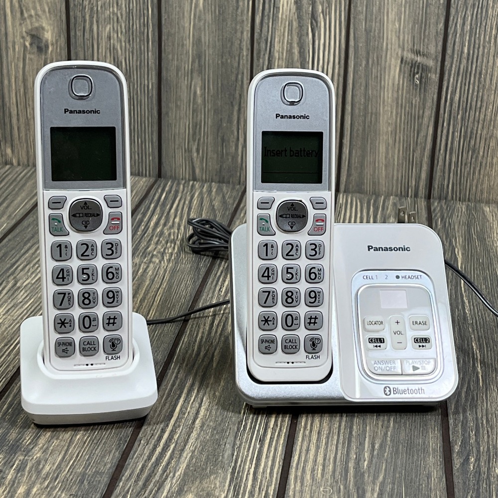 Panasonic KX-TGD560 Cordless Phone White Link2Cell Bluetooth Answering Machine